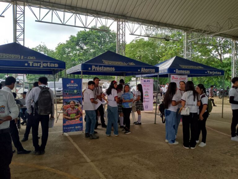 Se realiza kiosco de Empleo en Alta Verapaz