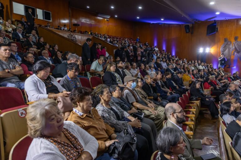 Ministra de Trabajo participa en actividad conmemorativa 80 años del Seguro Social